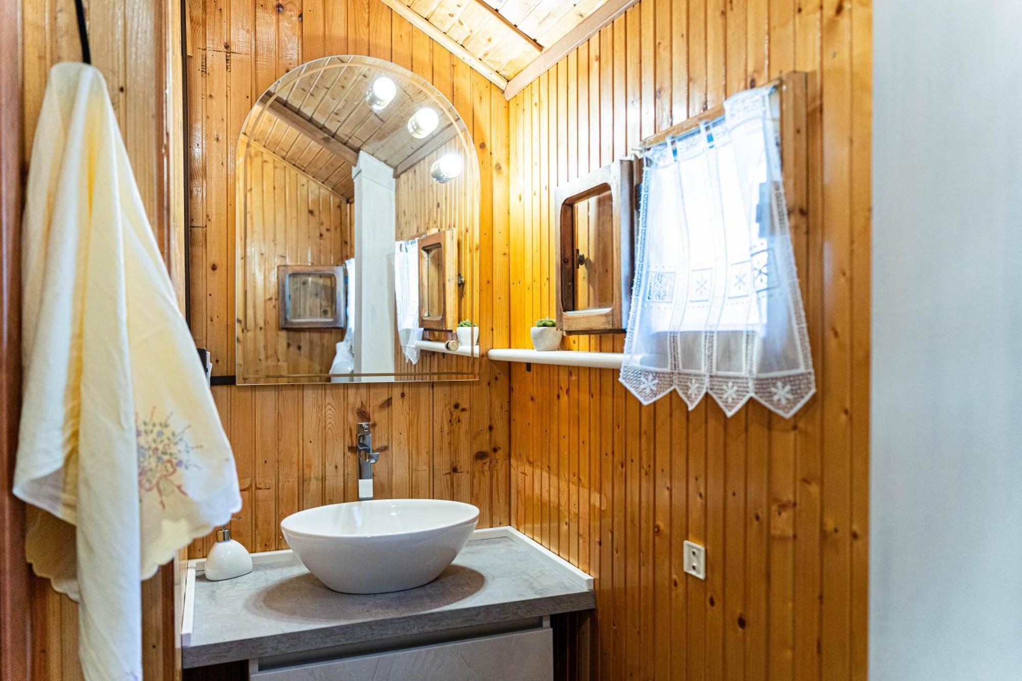 Вилла Woodhouse Paesana Экстерьер фото